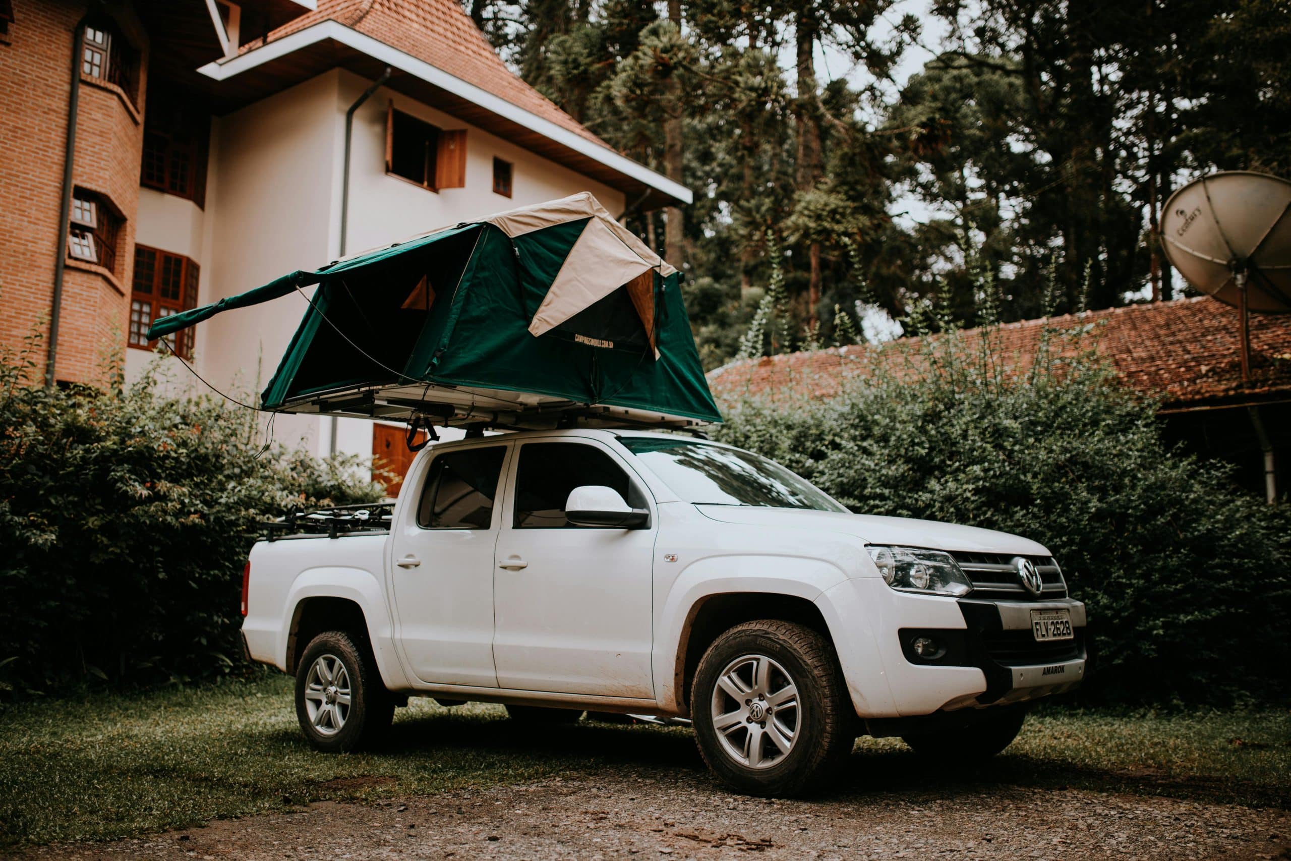 Test de la tente de toit Dragon Winch Type R : compacte et