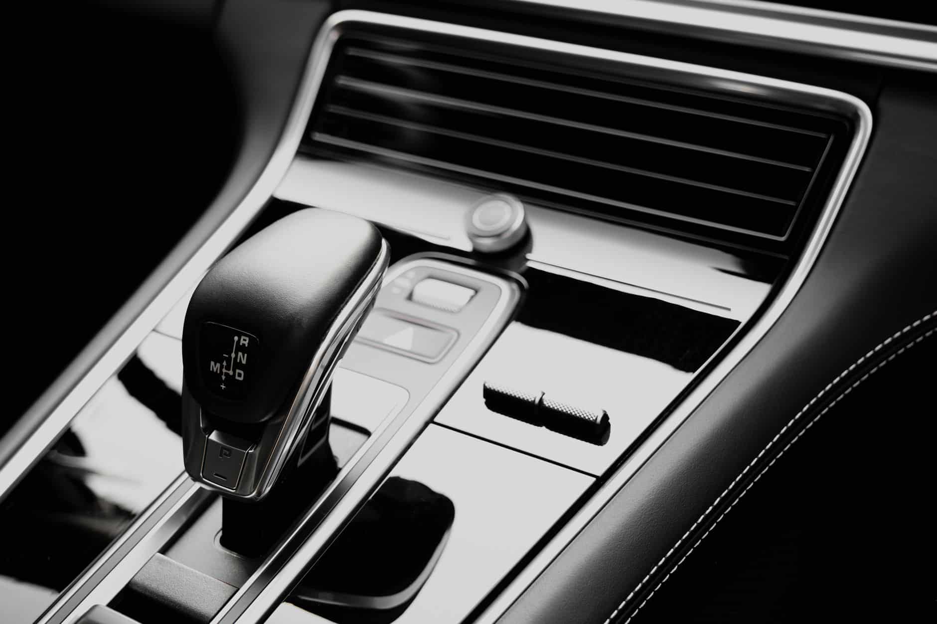 Boîte de vitesse automatique neuve prix en atelier spécialisé