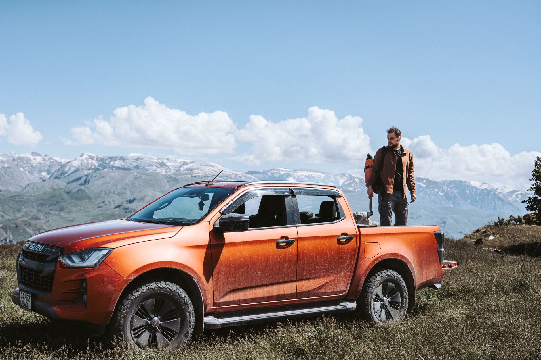 Isuzu D-Max EV pick-up électrique 4x4 sur route française