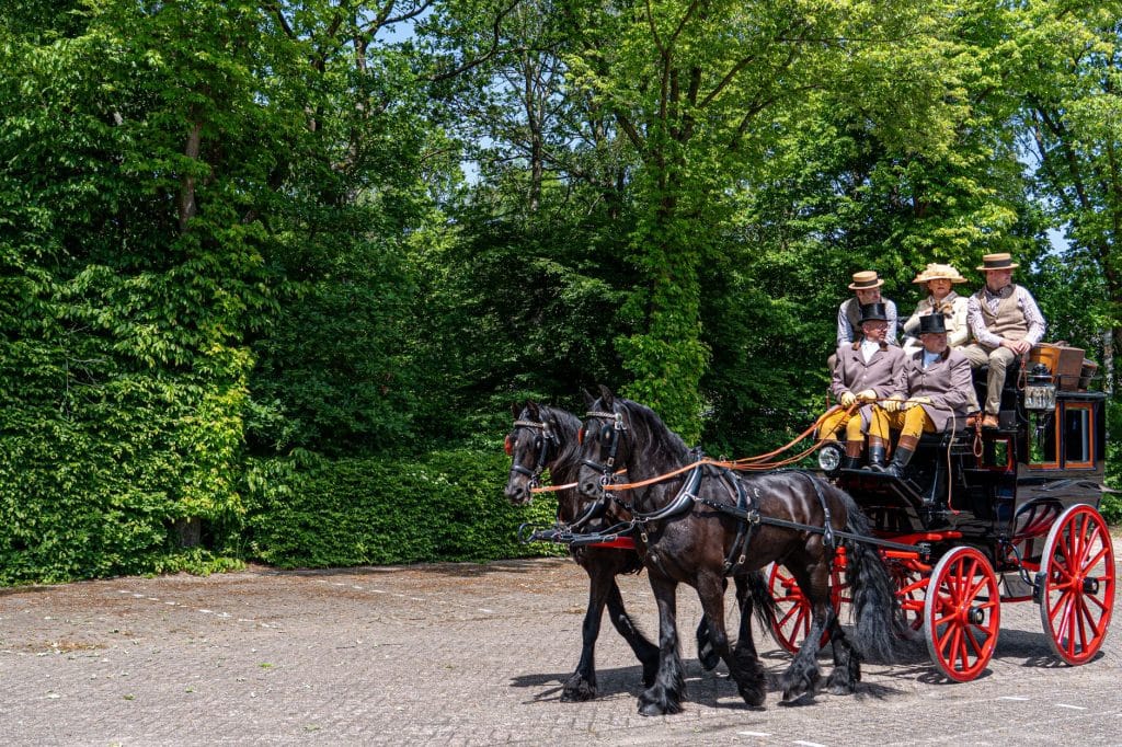 Première voiture électrique calèche Robert Anderson années 1830